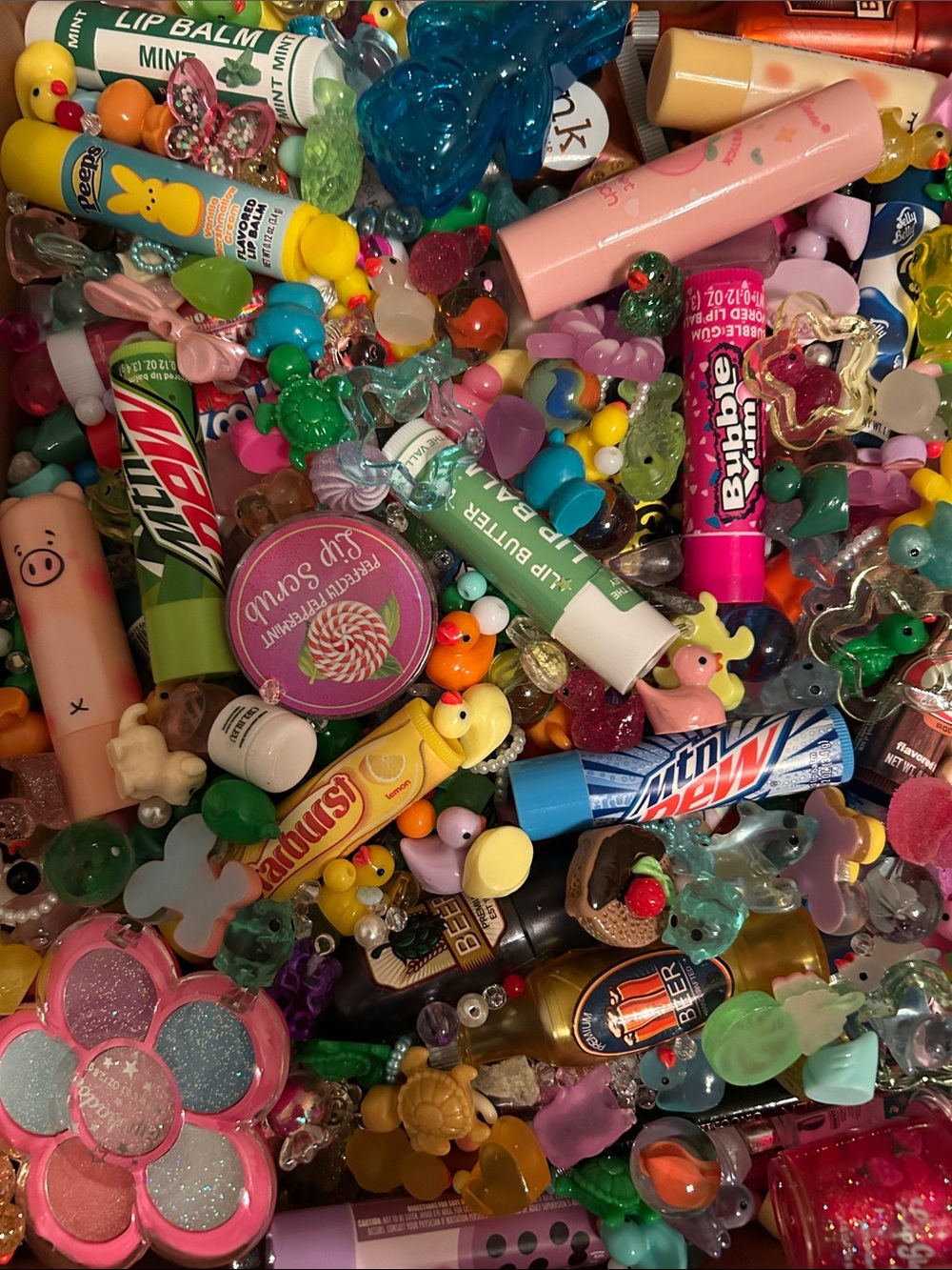 Lip balm and Animal Confetti Scoop